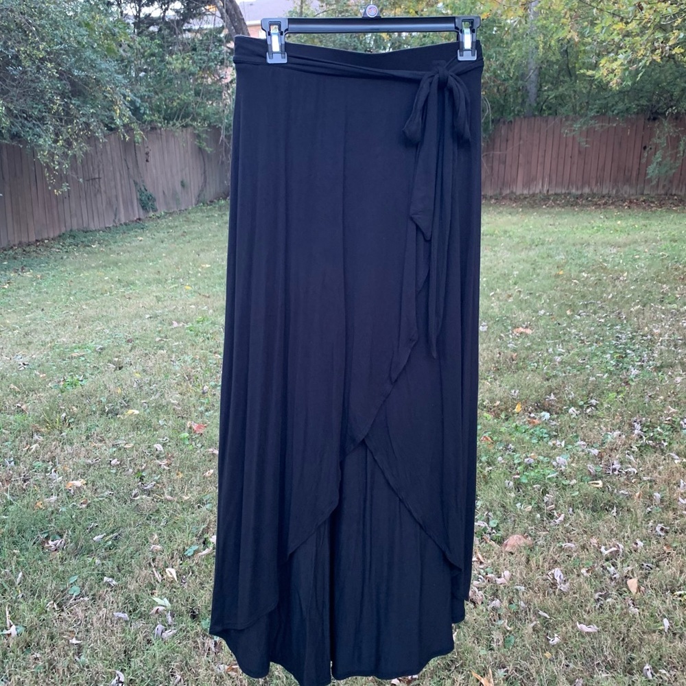 〰️ A New Day Asymmetrical Black Faux Wrap Midi Skirt Size Small Elastic Waist 〰️